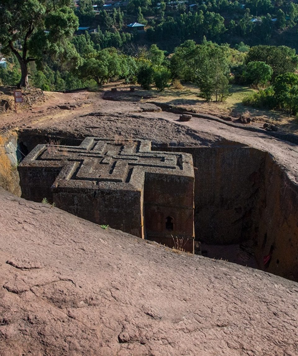rock-hewn-churches-of-Lalibela-Ethiopia-12